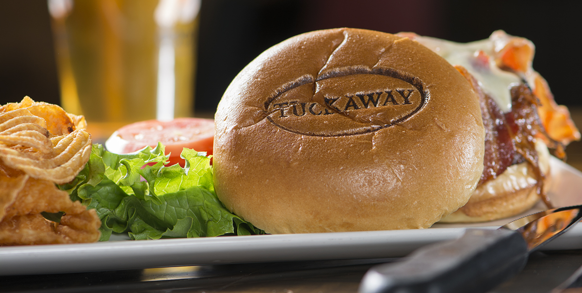 Tuckaway-Burgers-045_thumb