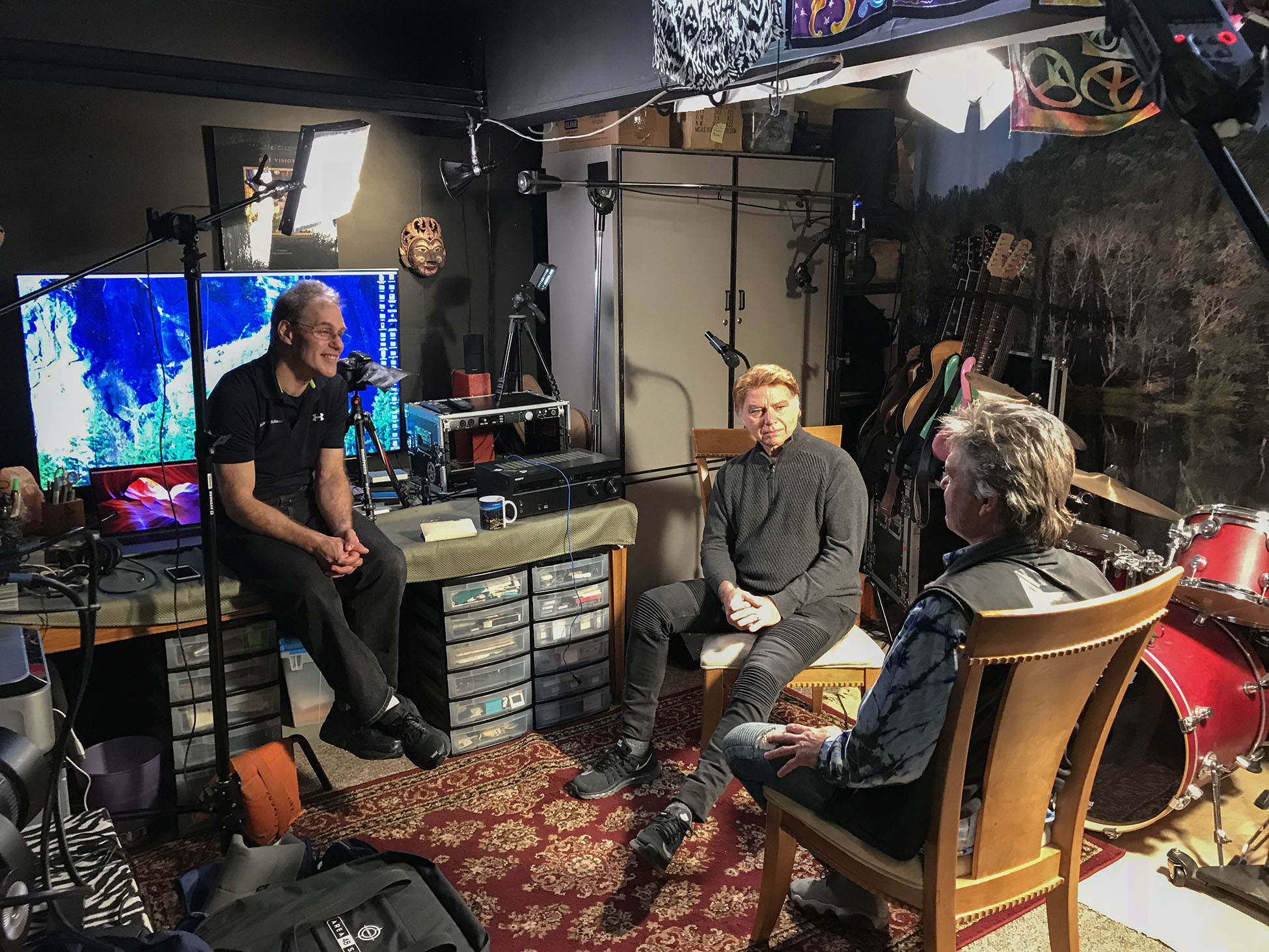 Roger Fisher of Heart and his brother Michael Fisher in Linda's Lair