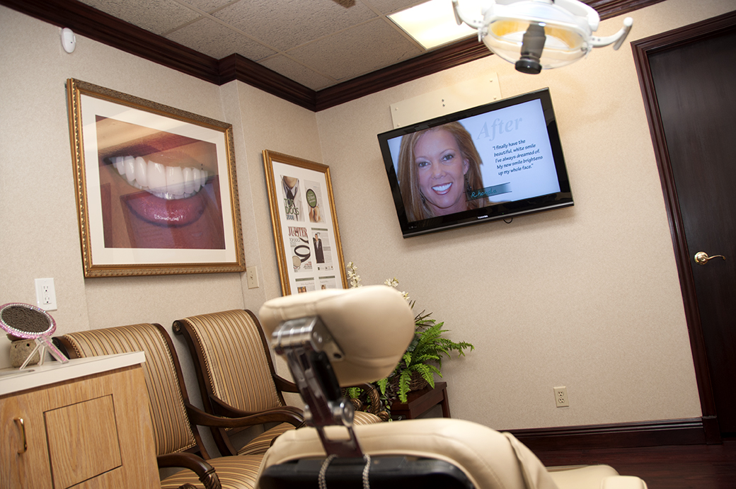 Digital Display running custom video loop at PGA Center for Advanced Dentistry